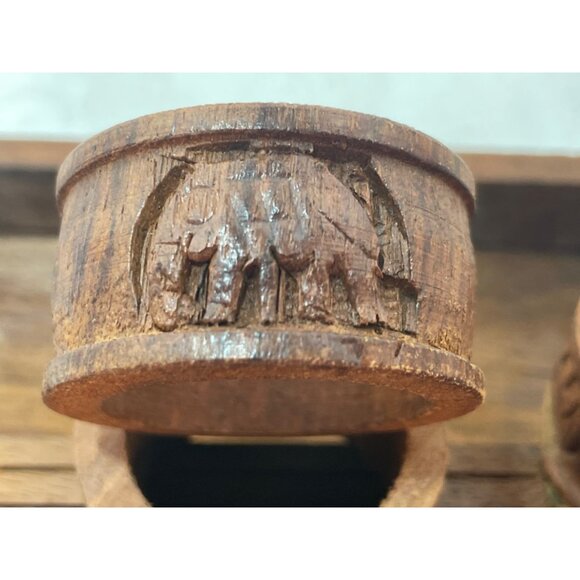 Handcarved Napkin Ring Set of 6 Elephant Design from India - Picture 6 of 10
